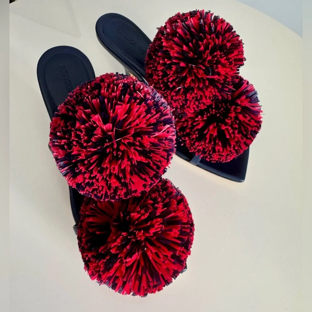 Bottega Veneta *NEW* Leather Navy Blue & Red Pom Pom Shoes- Size 6.5 US - Picture 2 of 11